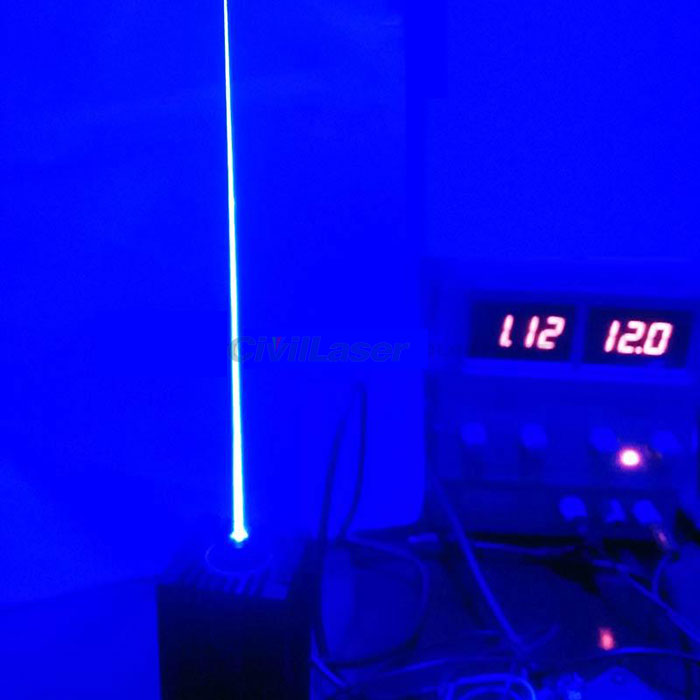 462nm 1.4W ブルーの焦点調節可能なレーザモジュール点長い時間の連続動作TTLl変調
